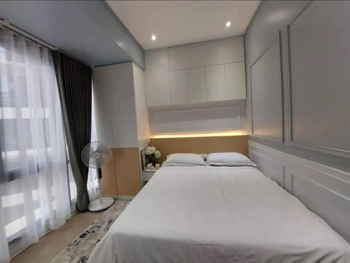 The Florence At Mckinley Hill Тагуиг Екстериор снимка