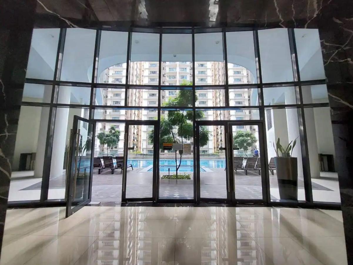 The Florence At Mckinley Hill Тагуиг Екстериор снимка