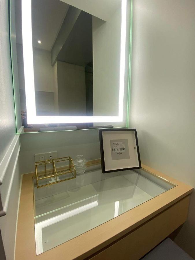 The Florence At Mckinley Hill Тагуиг Екстериор снимка